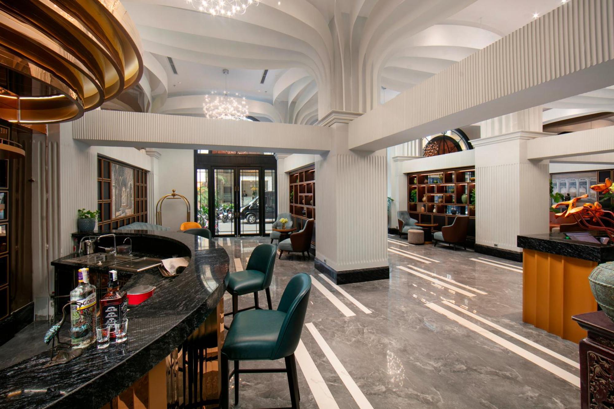 梅德镇老城区酒店 河内 外观 照片 The lobby of the hotel