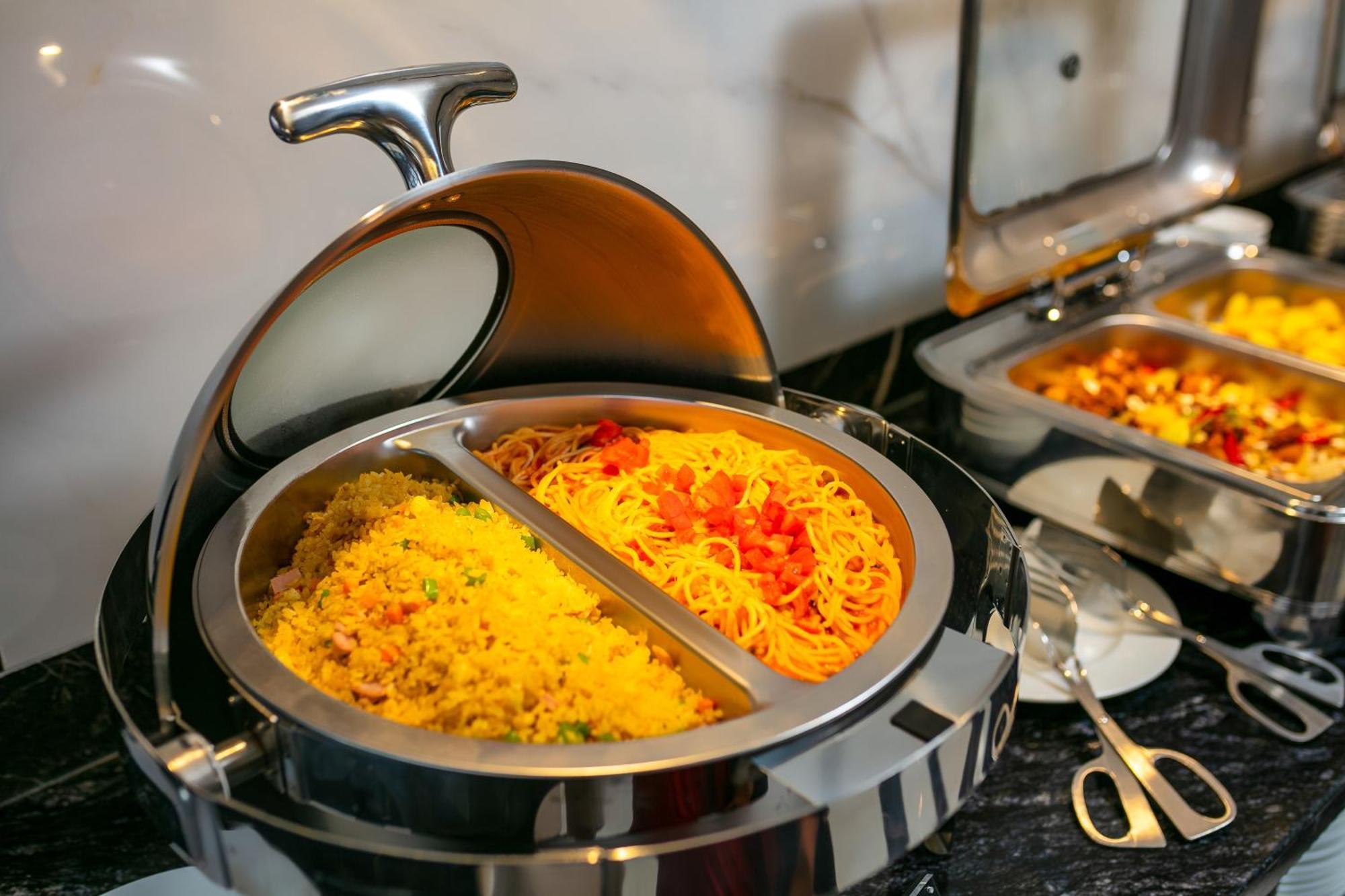 梅德镇老城区酒店 河内 外观 照片 A chafing dish